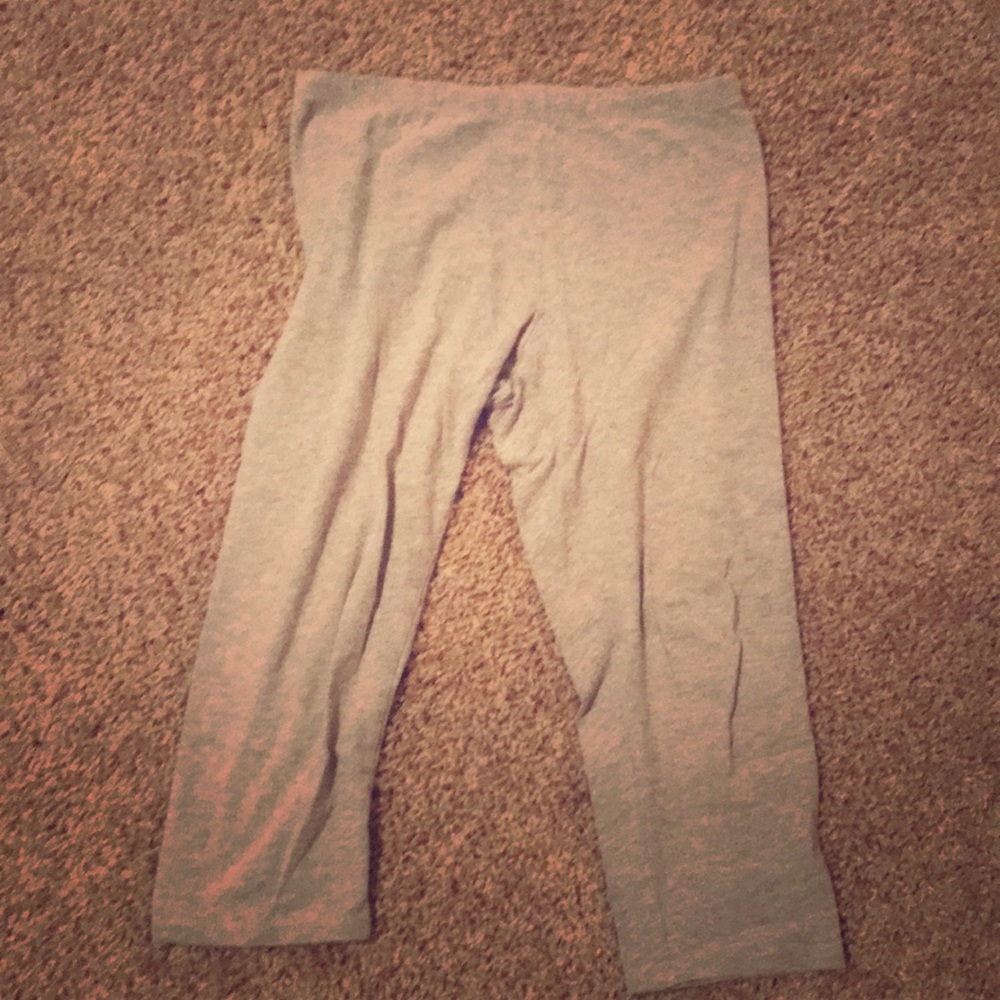 Grey leggings